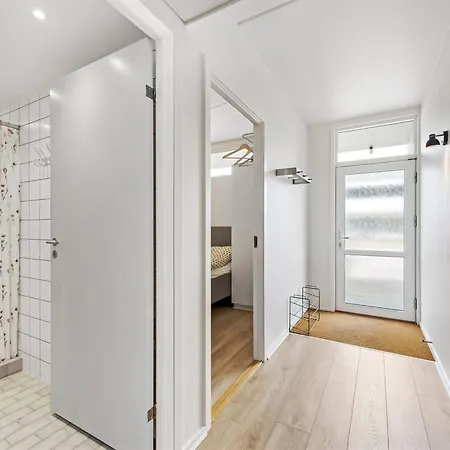 Apartment Maleen - 250m From The Sea By Interhome